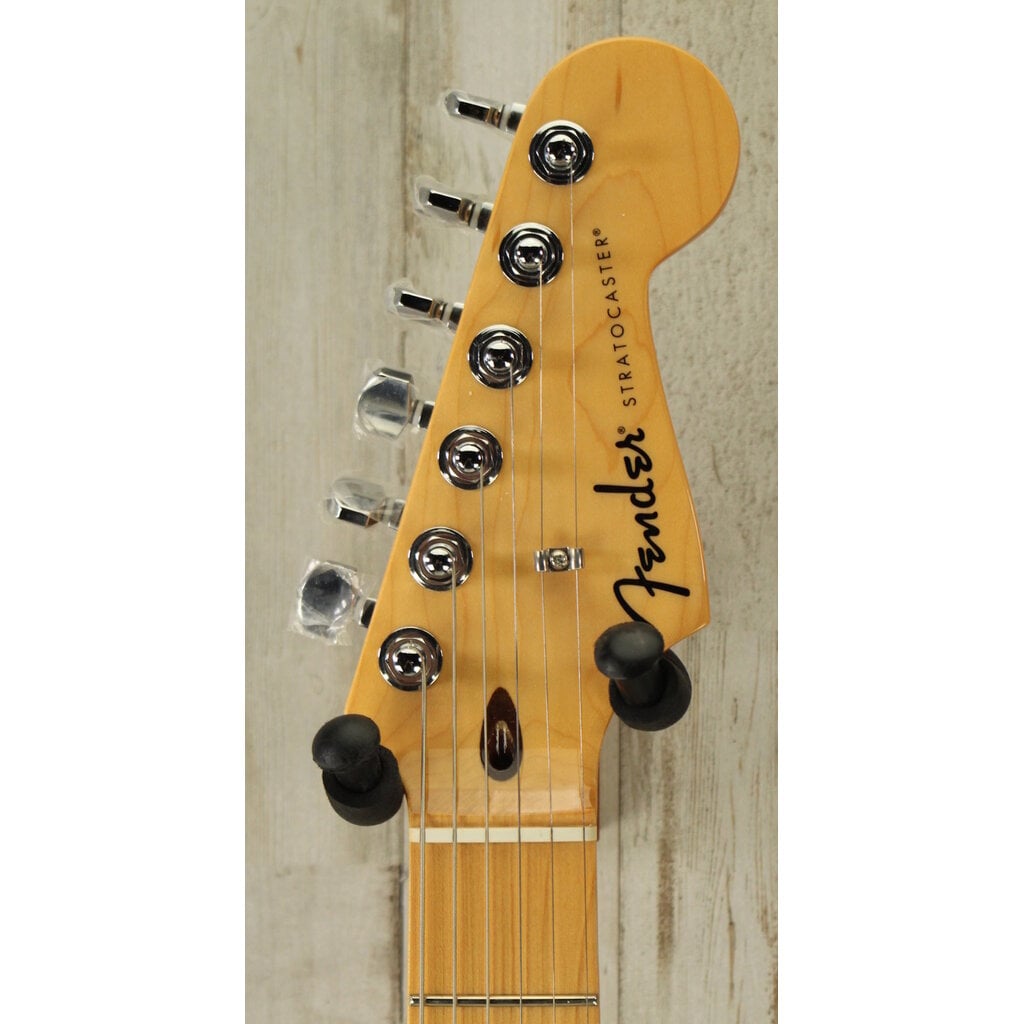 Fender DEMO Fender Standard Stratocaster - Olympic White (251)