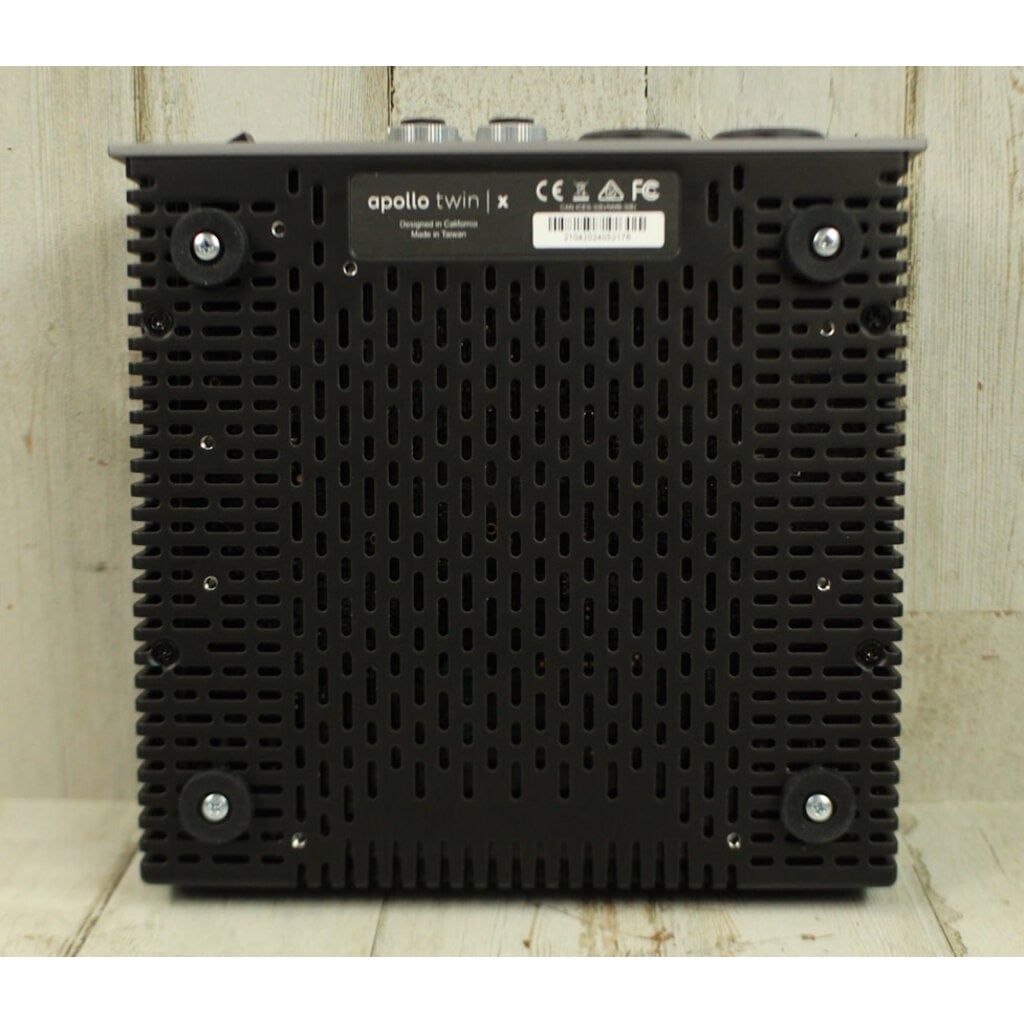 Universal Audio USED Universal Audio Apollo Twin X Duo (010)