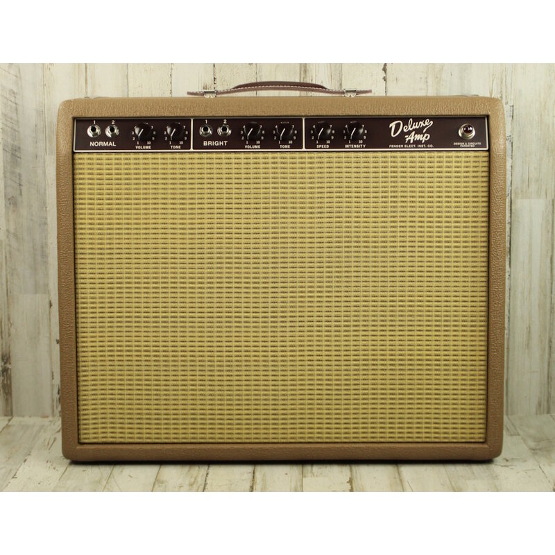 Fender DEMO Fender '62 Deluxe Amp (224)