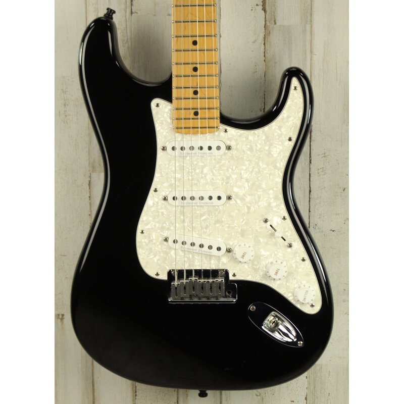Fender USED 2004 Fender American Series Stratocaster (306)