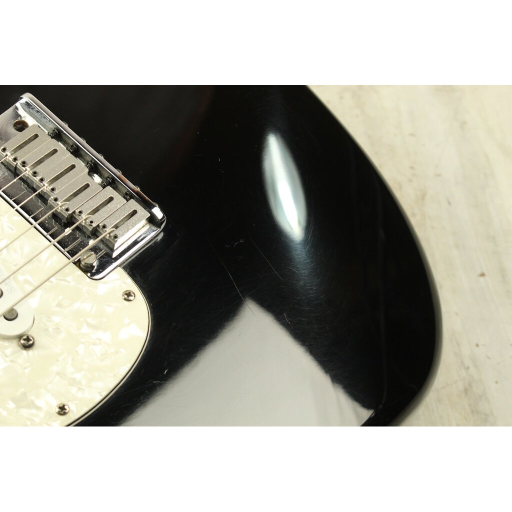Fender USED 2004 Fender American Series Stratocaster (306)