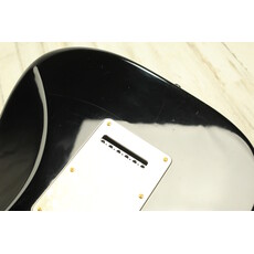 Fender USED 2004 Fender American Series Stratocaster (306)
