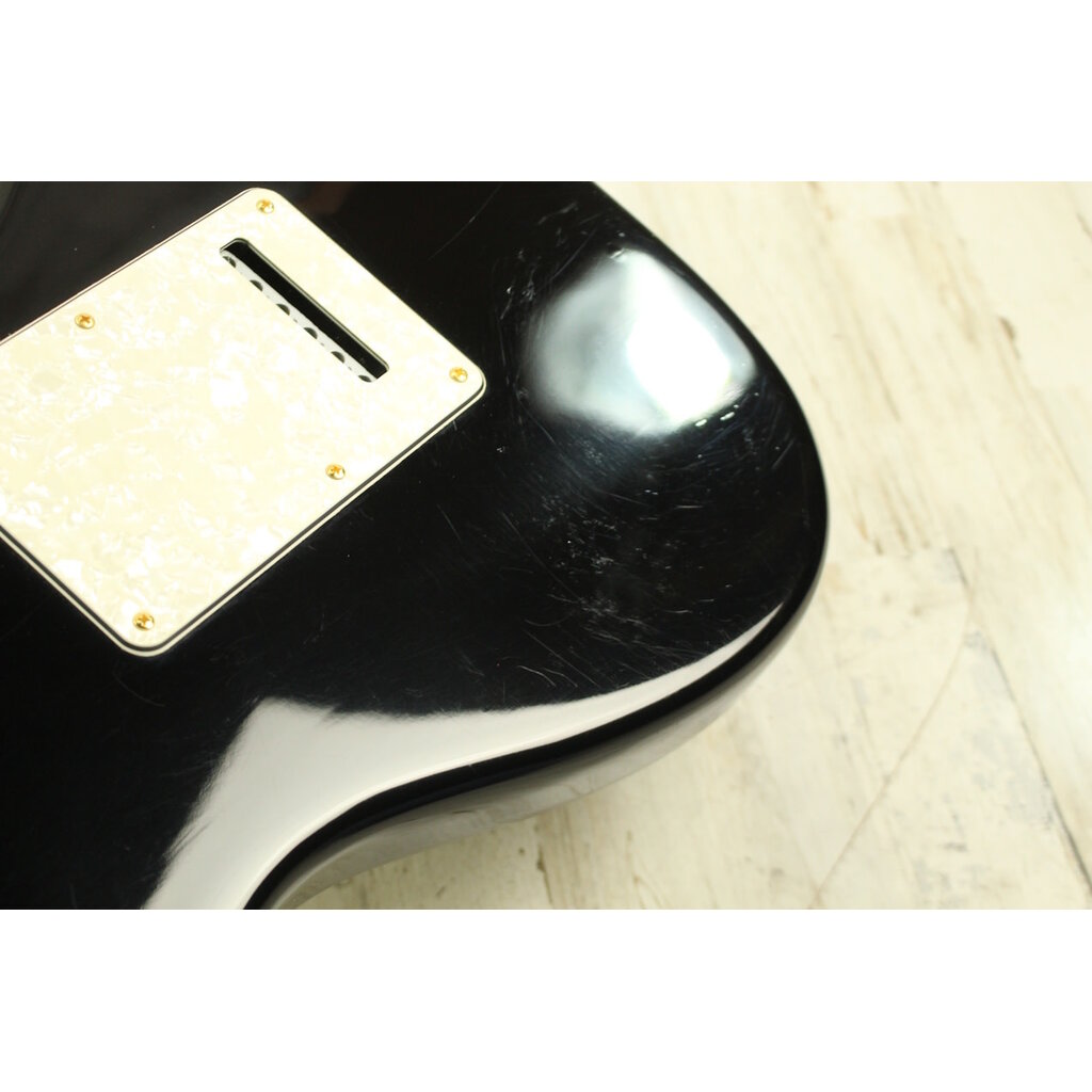 Fender USED 2004 Fender American Series Stratocaster (306)