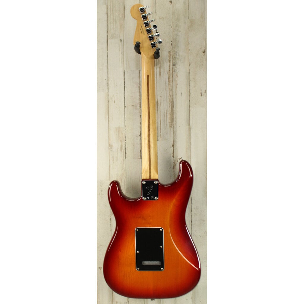 Fender USED 2019 Fender Player Stratocaster HSS Plus Top (927)
