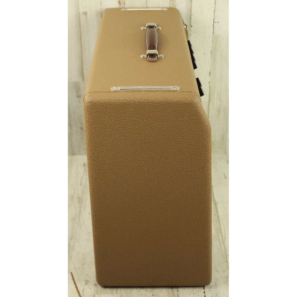 Fender DEMO Fender '62 Deluxe Amp (454)