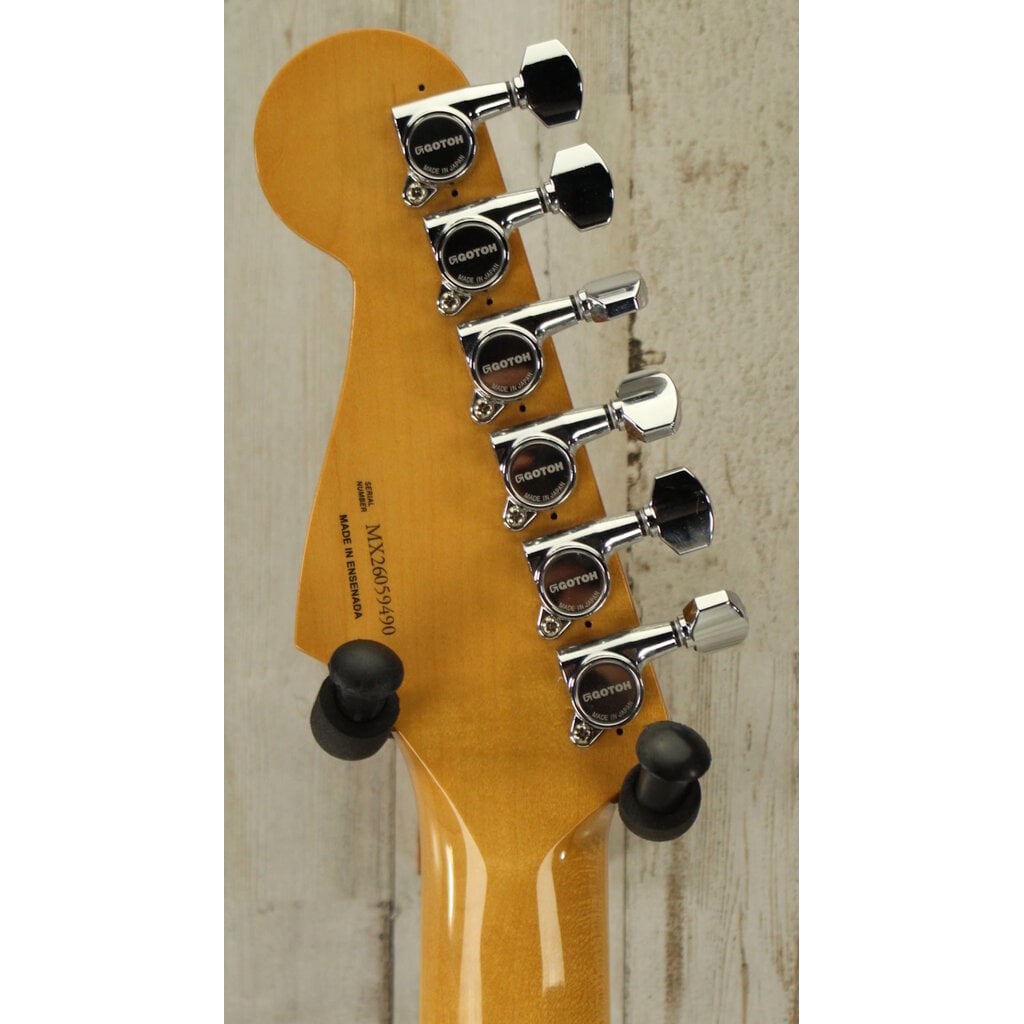 Fender DEMO Fender Kurt Cobain Jaguar - 3-Color Sunburst (490)