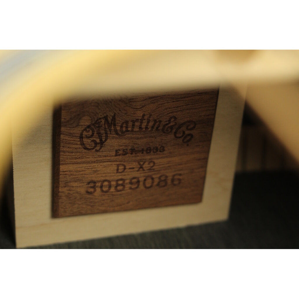 Martin DEMO Martin D-X2E - Brazilian Rosewood Pattern (086)