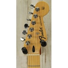 Fender USED 2015 Fender Standard Stratocaster (092)