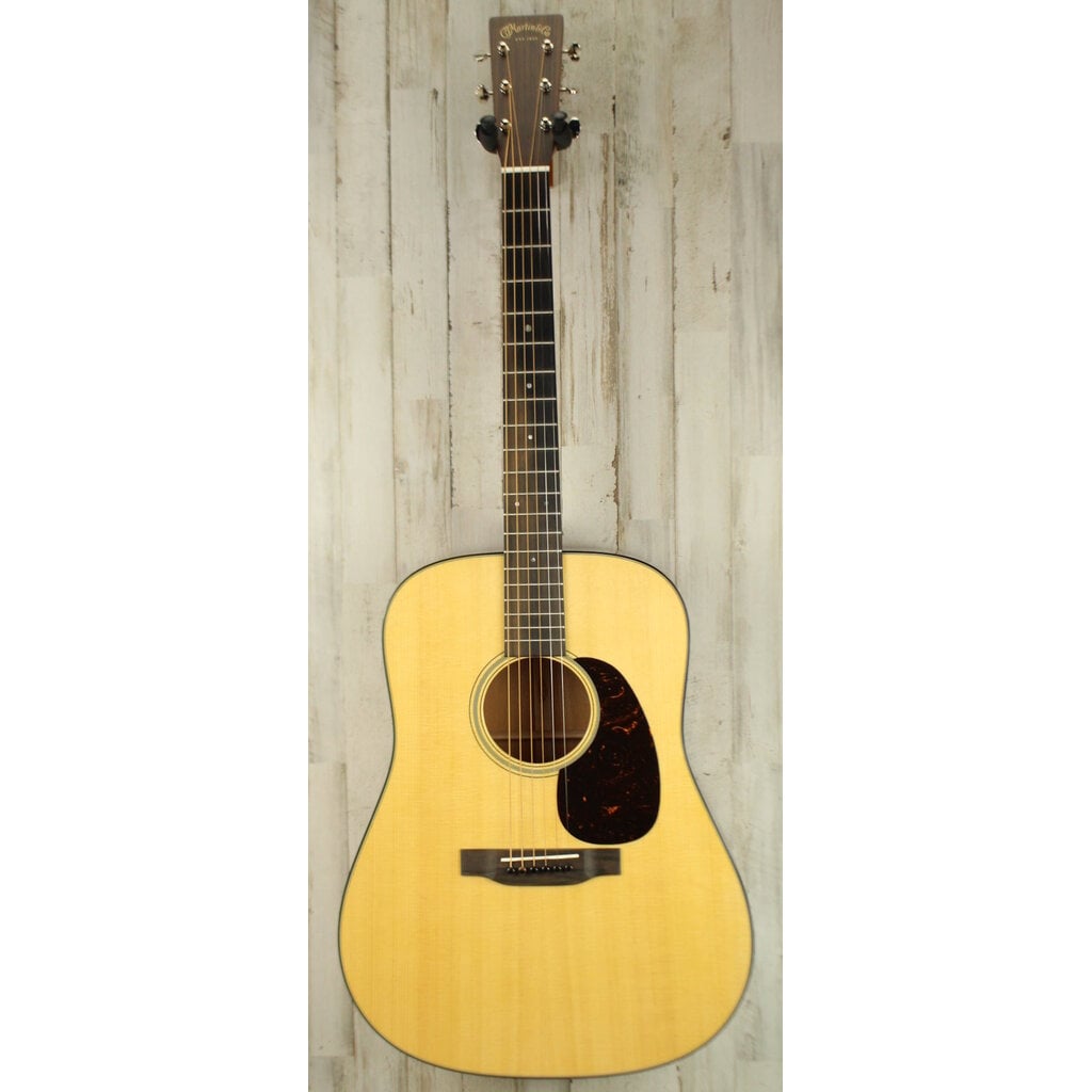 Martin USED 2025 Martin Standard Series D-18 (034)