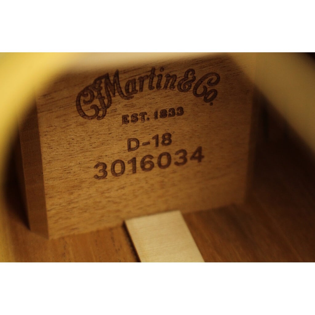 Martin USED 2025 Martin Standard Series D-18 (034)