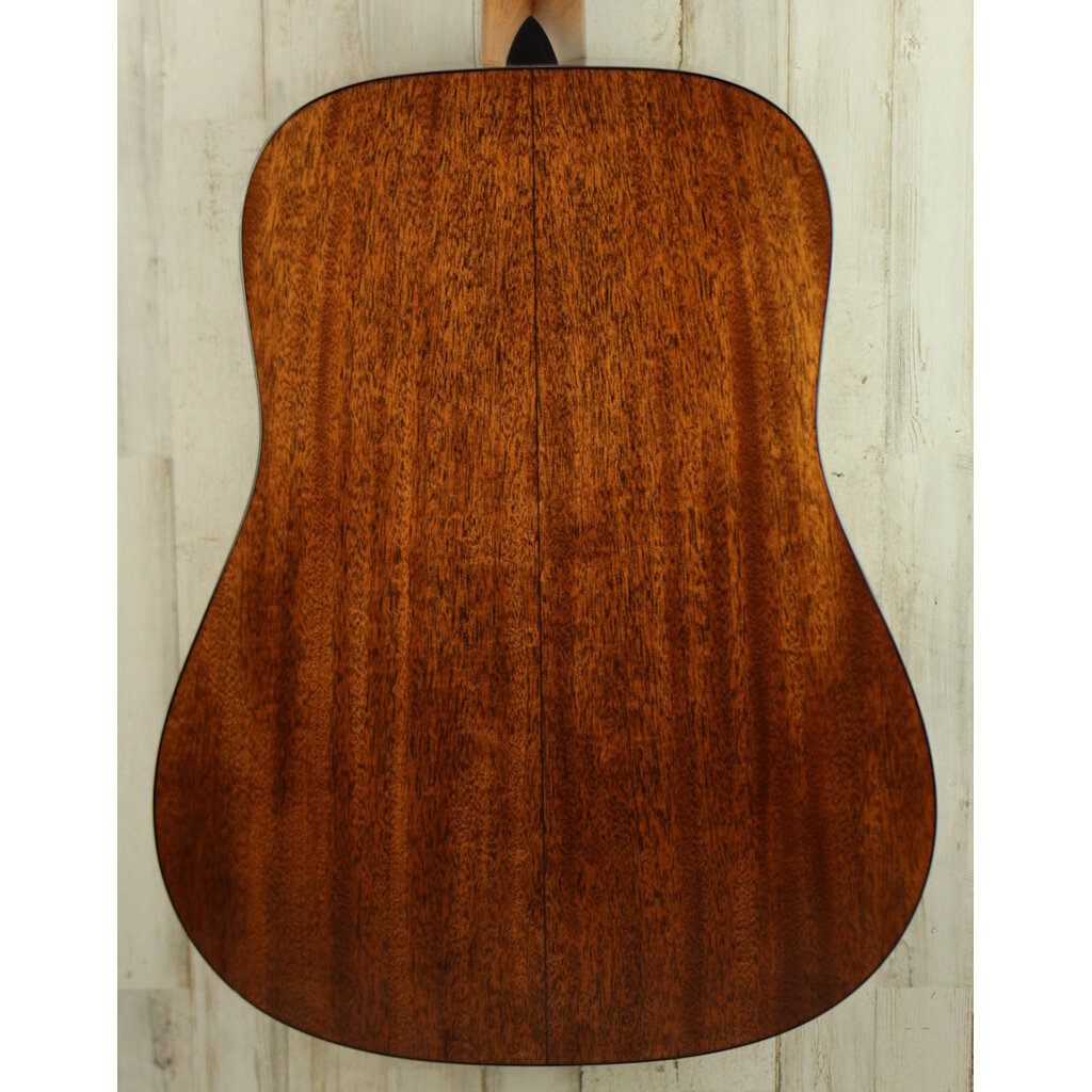 Martin NEW Martin Standard Series D-18 - Natural w/ Aging Toner (702)