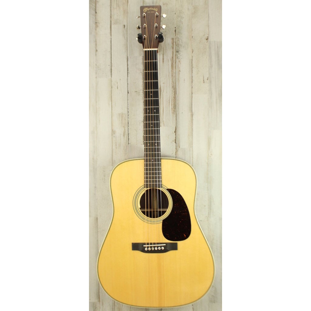 Martin NEW Martin Standard Series HD-28E - Natural (472)