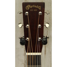 Martin NEW Martin Standard Series HD-28 - Natural w/ Aging Toner (800)