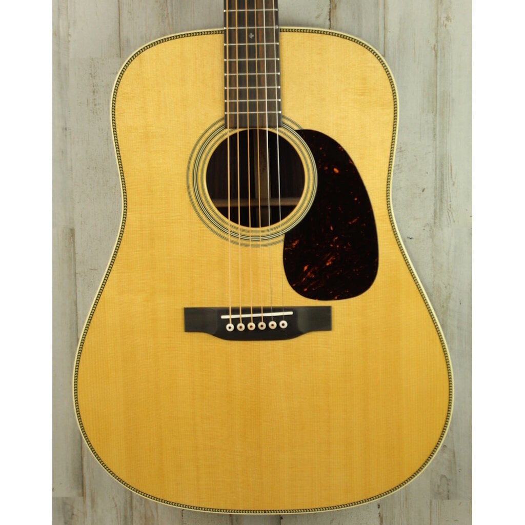 Martin NEW Martin Standard Series HD-28 - Natural w/ Aging Toner (511)