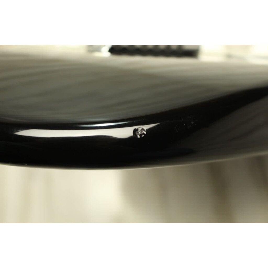Fender USED 2004 Fender American Series Stratocaster (306)