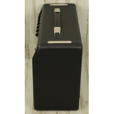 Fender DEMO Fender '68 Custom Vibro Champ Reverb (214)