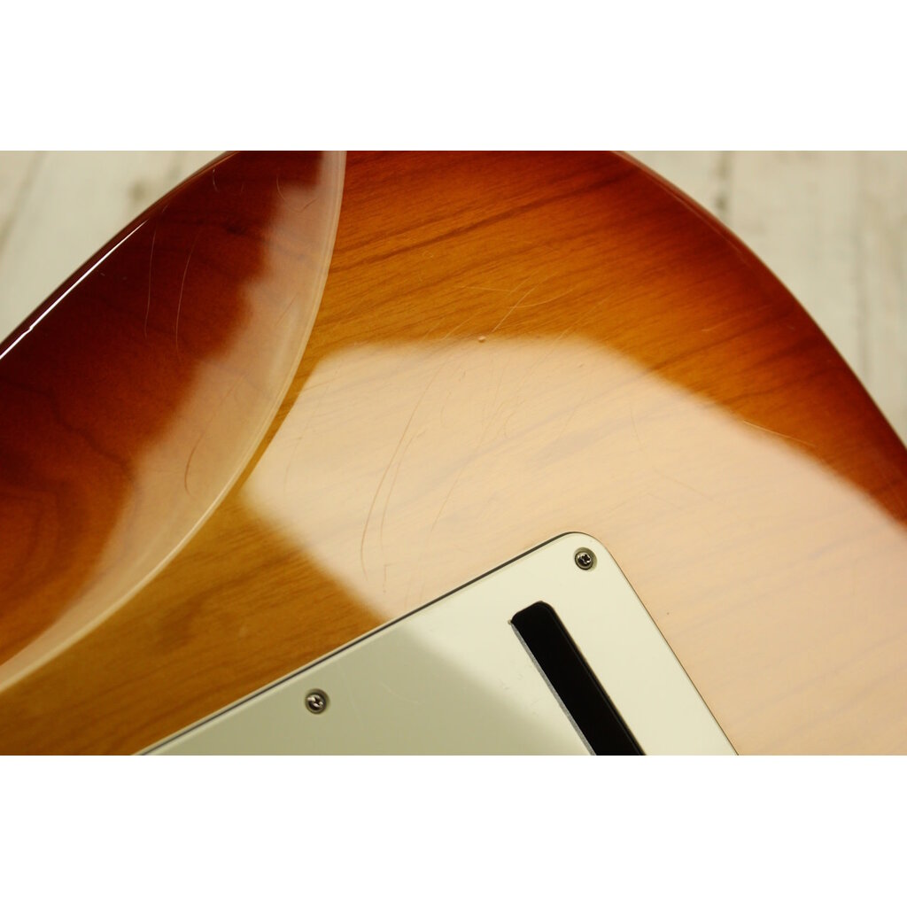Fender USED 2018 Fender American Professional Stratocaster HSS Shawbucker (925)