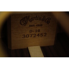 Martin NEW Martin Standard Series D-28 - Natural w/ Aging Toner (452)