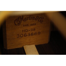 Martin NEW Martin Standard Series HD-28 - Natural w/ Aging Toner (869)