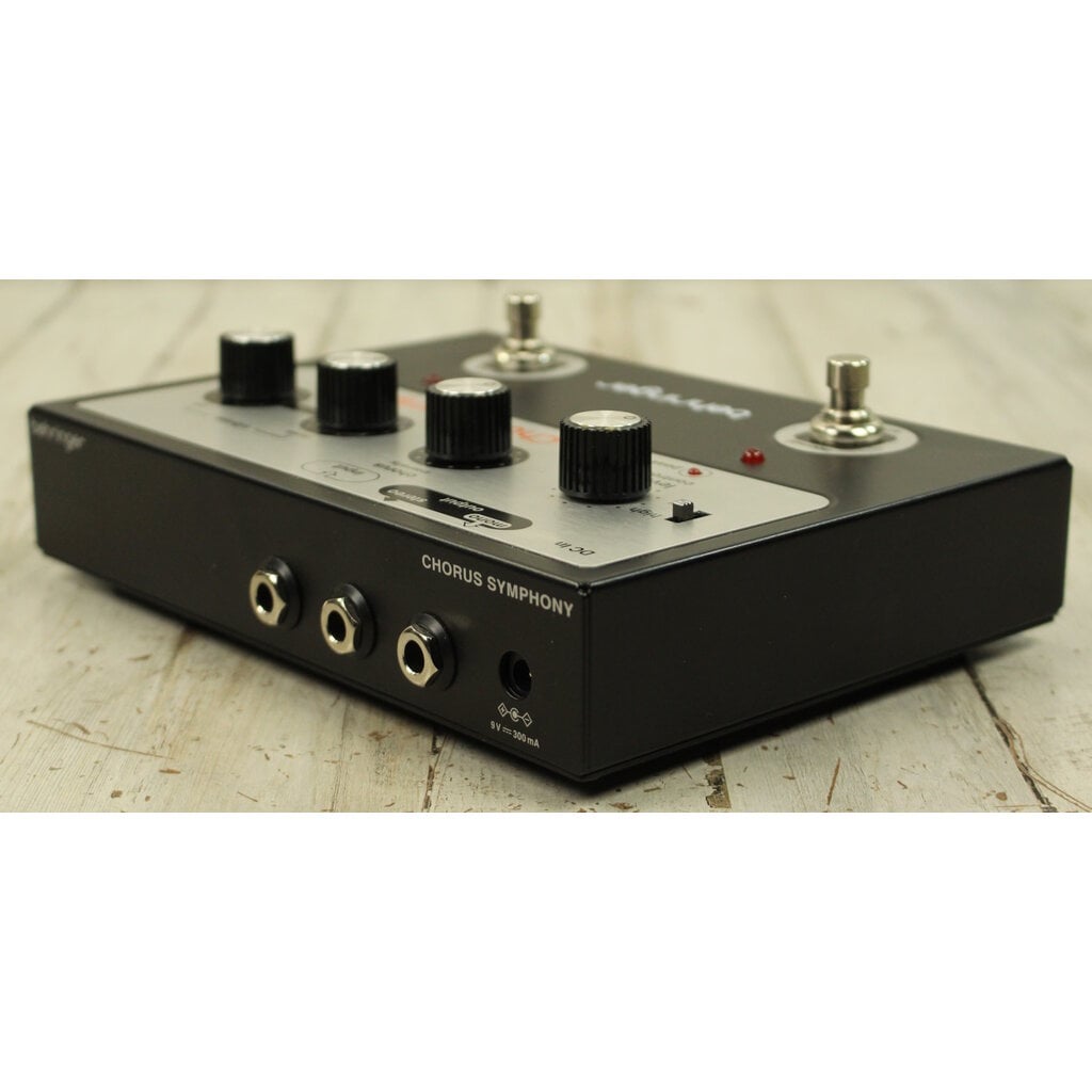Behringer USED  Behringer Chorus Symphony (060)