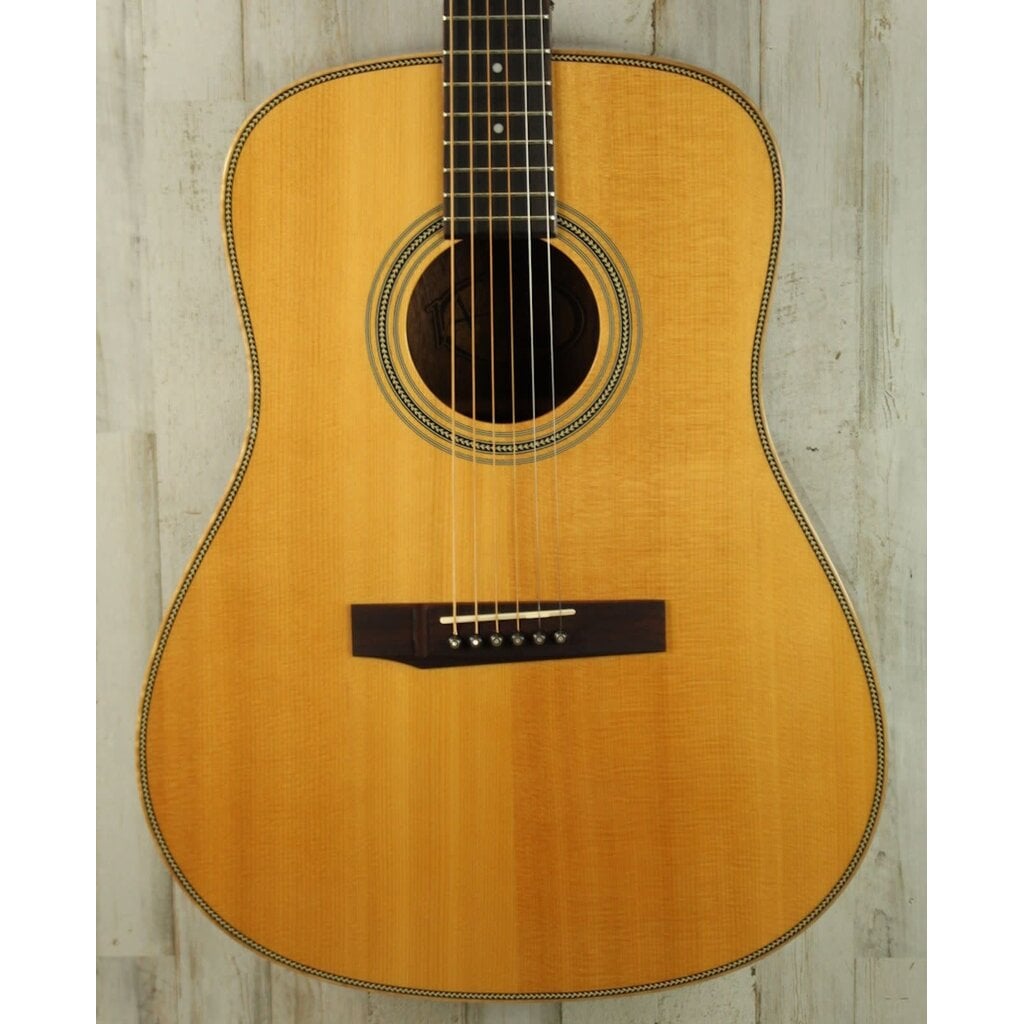 Andrew White USED Andrew White D110 (230)