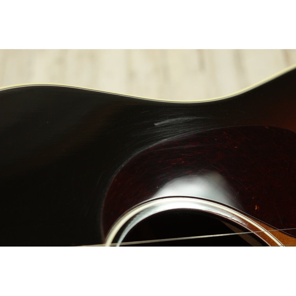 Gibson USED 2023 Gibson J-45 Standard (116)