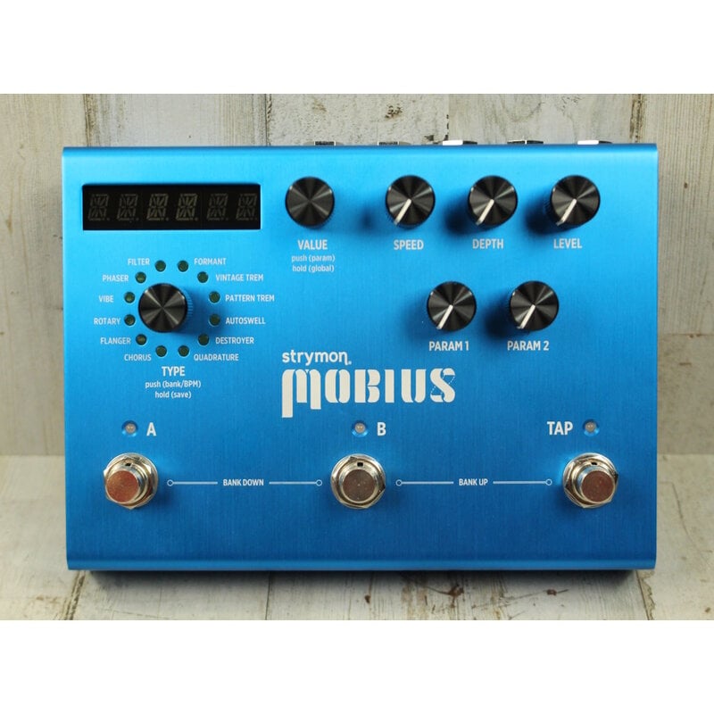 Strymon USED Strymon Mobius (010)