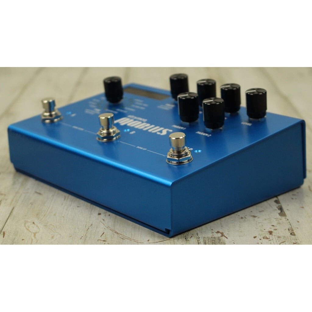 Strymon USED Strymon Mobius (010)