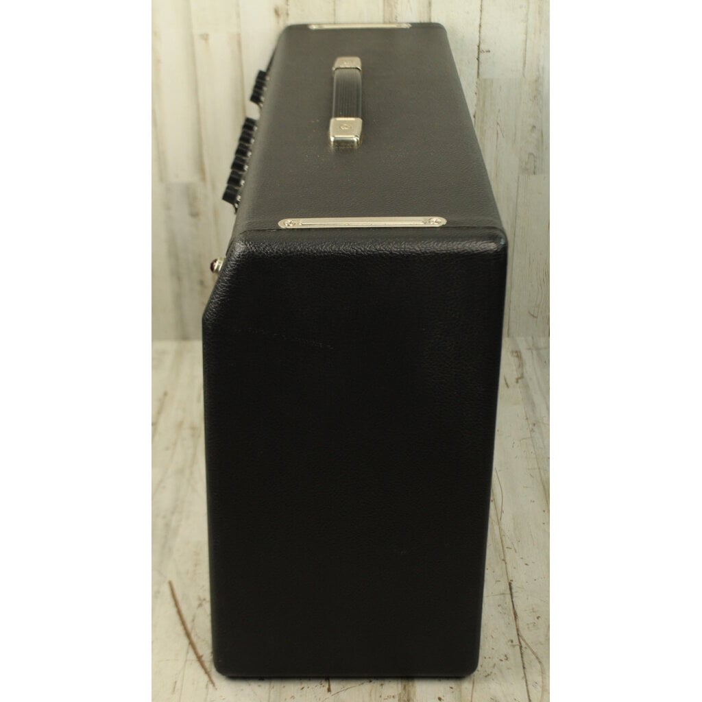 Fender PROJECT 2015 Fender '65 Deluxe Reverb (210)
