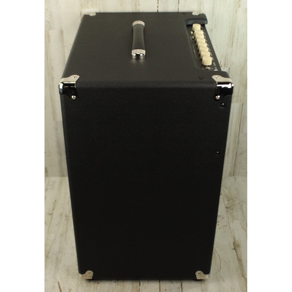 Fender DEMO Fender Rumble 800 (430)