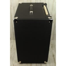 Fender DEMO Fender Rumble 800 (430)