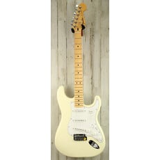 Fender DEMO Fender Standard Stratocaster - Olympic White (662)