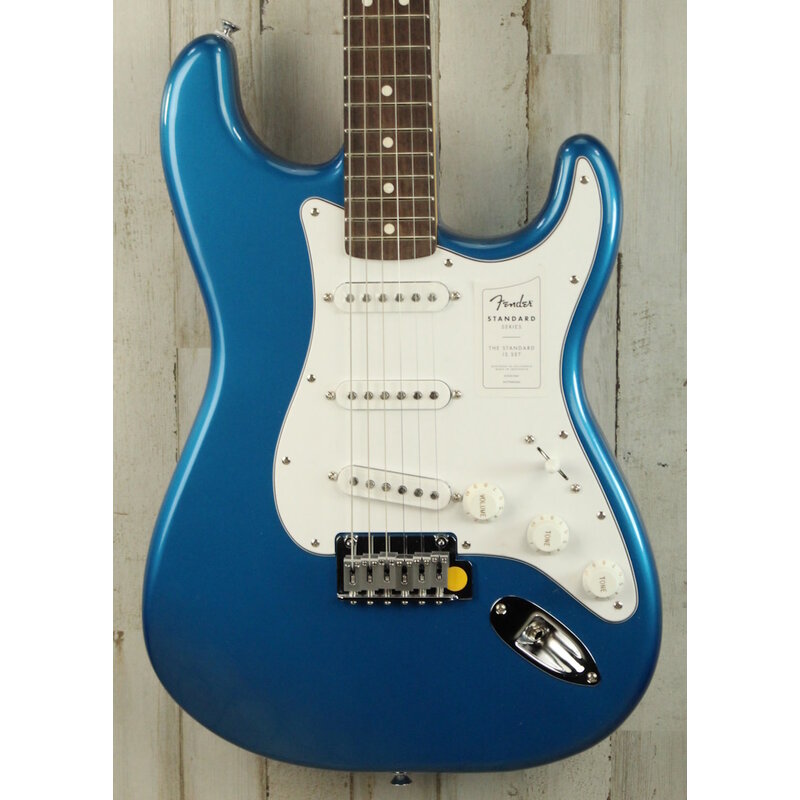 Fender DEMO Fender Standard Stratocaster - Aqua Marine Metallic (444)