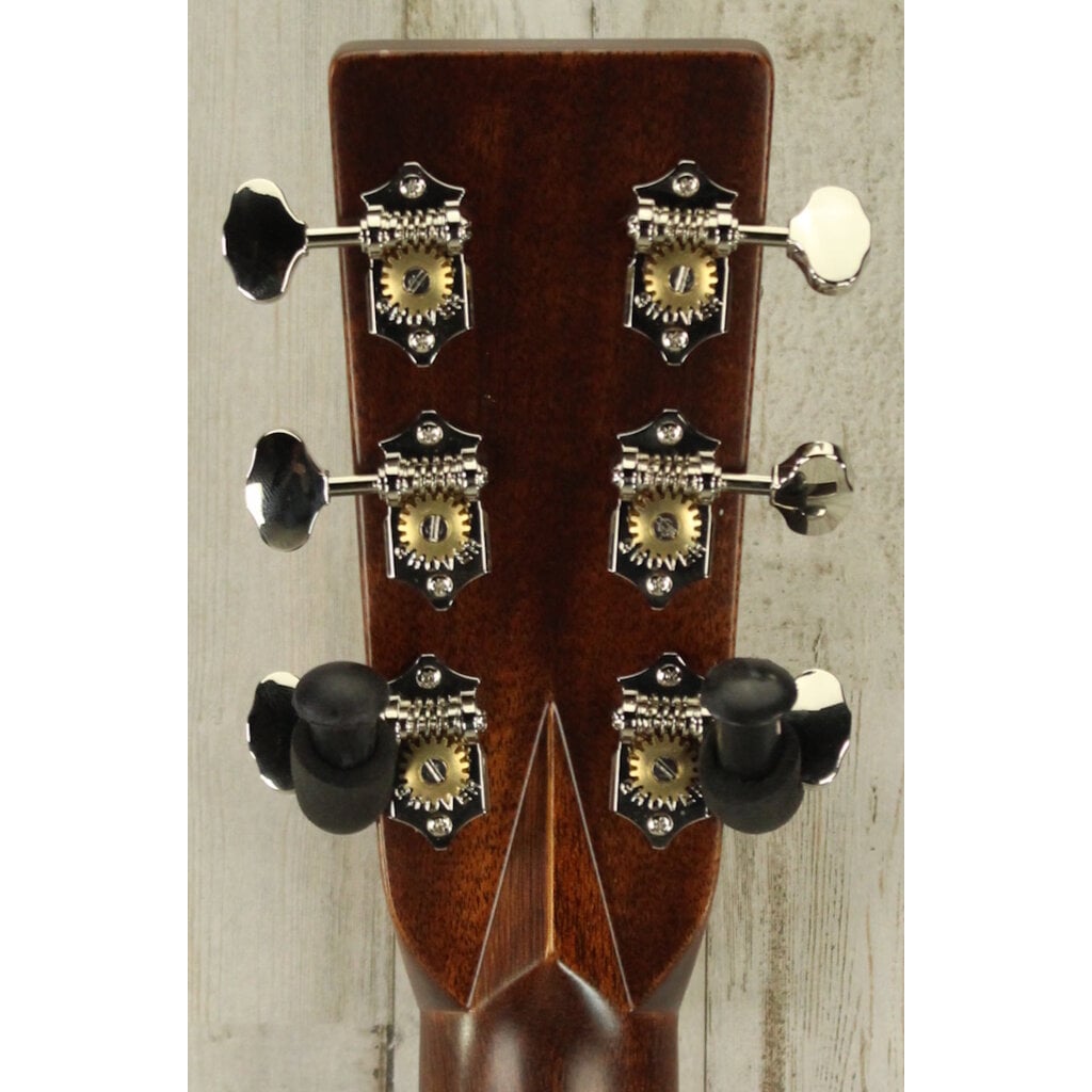 Martin USED 2026 Martin Standard Series 000-28 (420)
