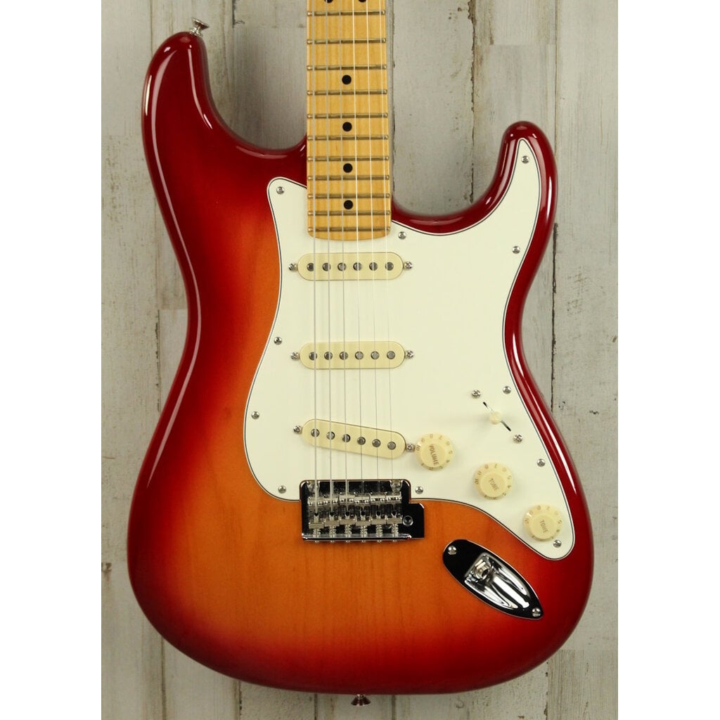 Fender USED 2025 Fender Player II Stratocaster (675)