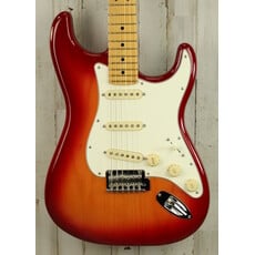 Fender USED 2025 Fender Player II Stratocaster (675)