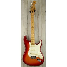 Fender USED 2025 Fender Player II Stratocaster (675)