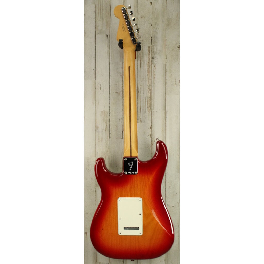 Fender USED 2025 Fender Player II Stratocaster (675)