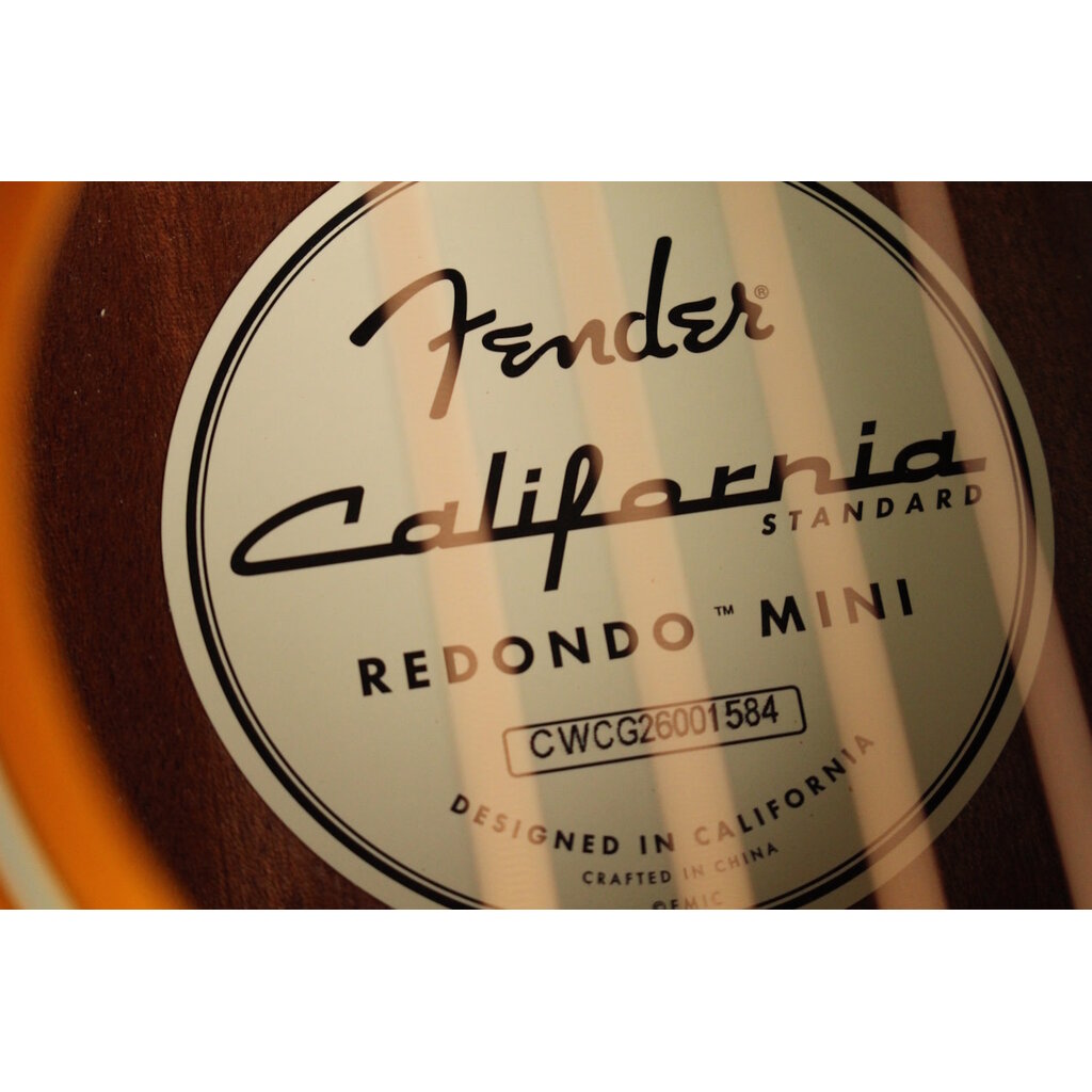 Fender DEMO Fender California Standard Redondo Mini - 3-Color Sunburst (584)