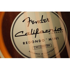 Fender DEMO Fender California Standard Redondo Mini - 3-Color Sunburst (584)