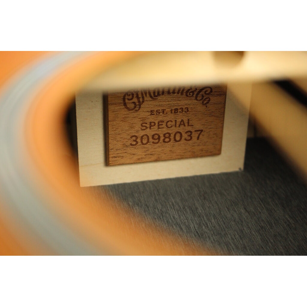 Martin DEMO Martin 000-X2E Brazilian Burst Special (037)