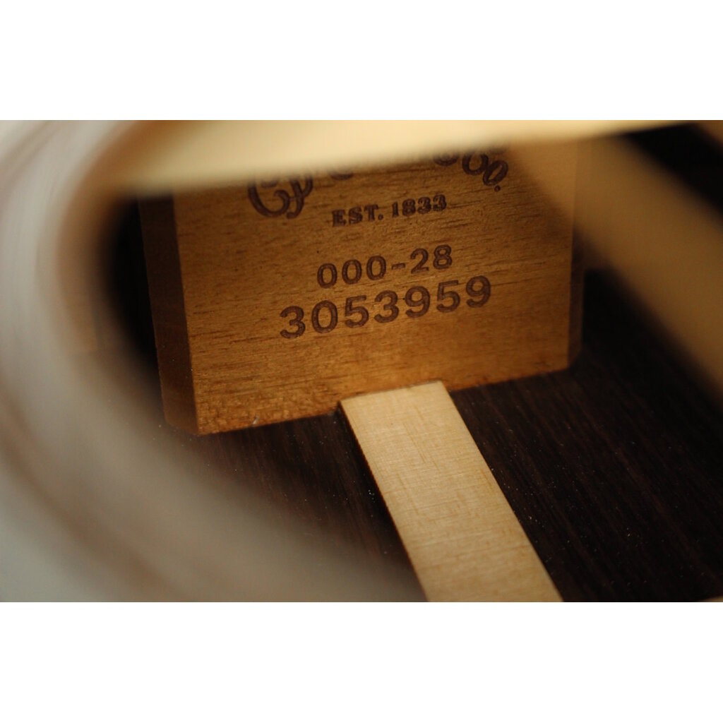 Martin NEW Martin Standard Series 000-28 - 1933 Ambertone (959)
