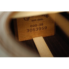 Martin NEW Martin Standard Series 000-28 - 1933 Ambertone (959)