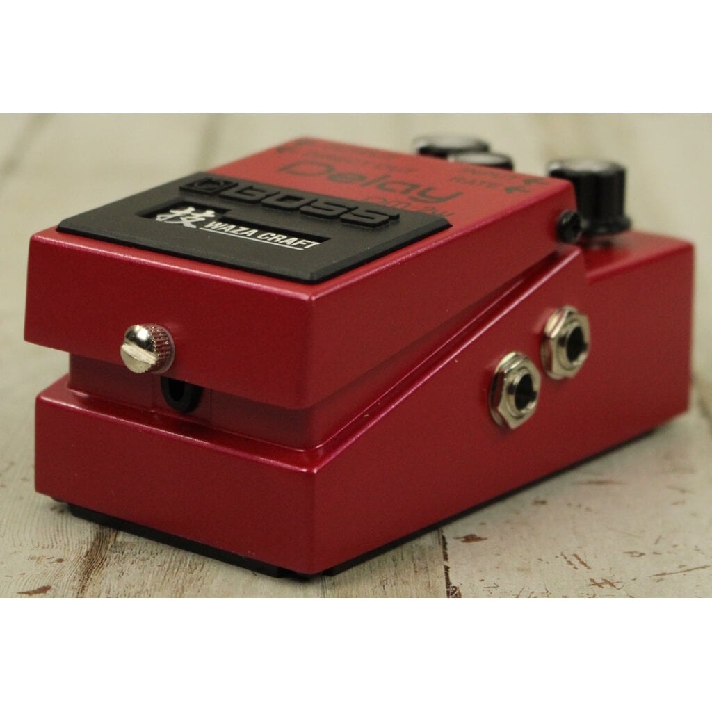 Boss USED Boss DM-2W Delay Waza (020)