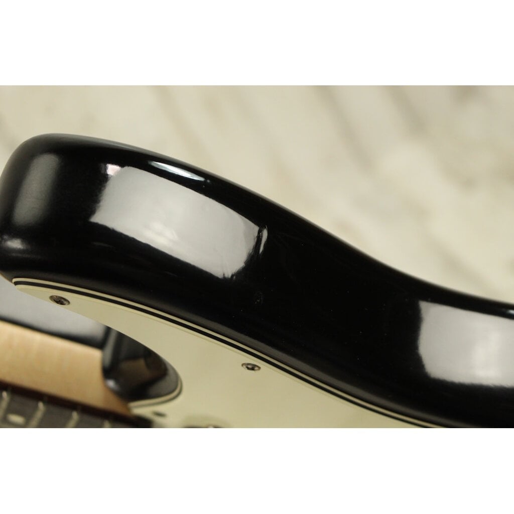 Fender USED Fender Highway One Stratocaster HSS (132)