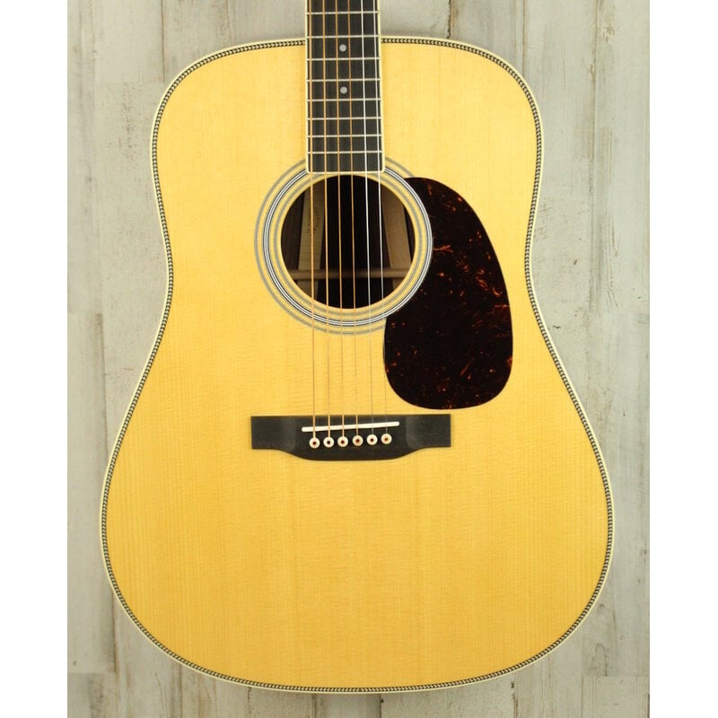 Martin NEW Martin Standard Series HD-35 - Natural w/ Aging Toner (380)