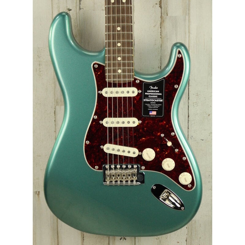 Fender USED 2025 Fender American Professional Classic Stratocaster (662)