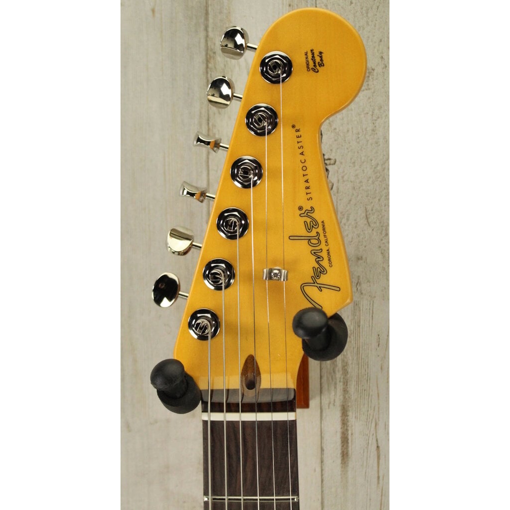 Fender DEMO Fender Limited Edition American Professional Classic Stratocaster w/ Fender Silent System - Daphne Blue (328)