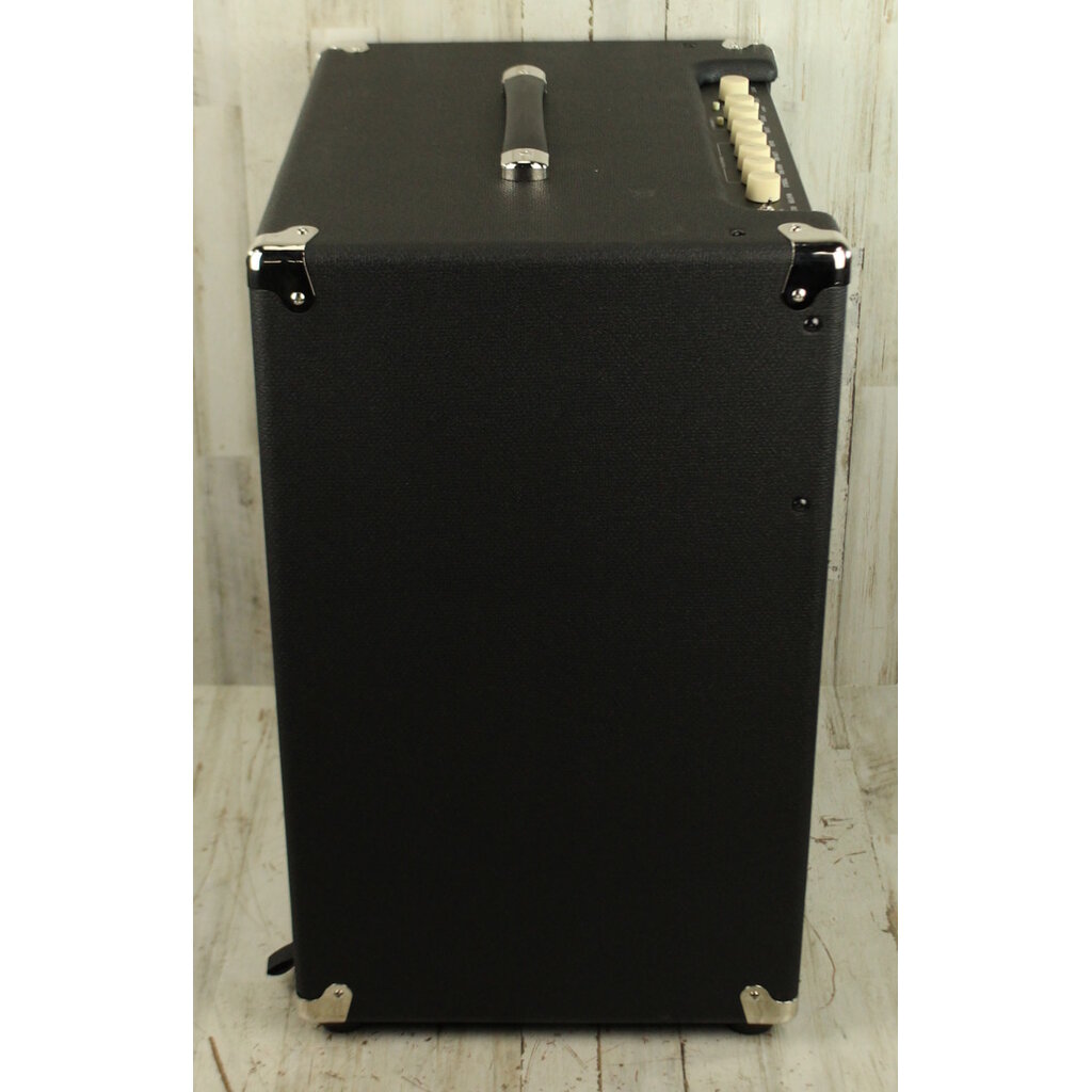 Fender DEMO Fender Rumble 800 (478)