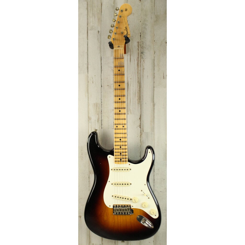 Fender DEMO Fender '56 Stratocaster Journeyman Relic - Wide-Fade 2-Color Sunburst (912)